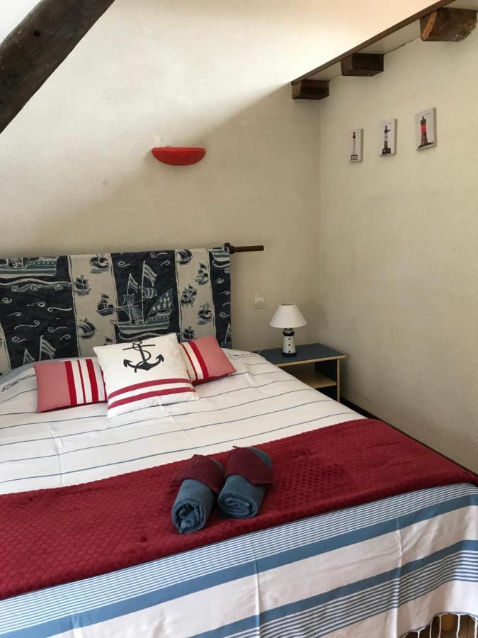 Bed and Breakfast Domaine Du Lesty Ambon Exterior foto